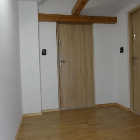 Pola & Tola Апартаменти *